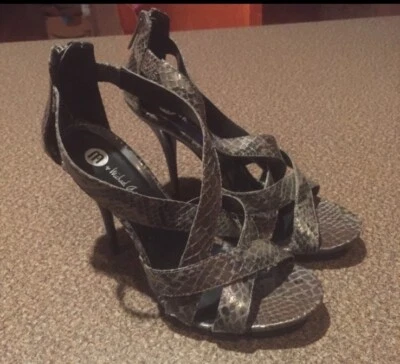 Tacones de piel de serpiente sintética Michael Antonio nuevos sin caja Foto 1 de 4