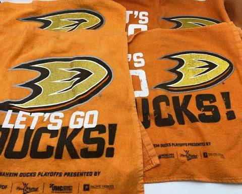 Anaheim Ducks NHL 4 Playoff Towels SWAG - 2 each for 2015 and 2017 Cover