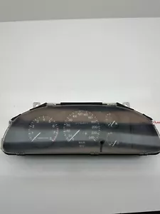 Mazda 323F speedometer instrument cluster bc6b55430 69319220 769914991 769216250 - Picture 1 of 10