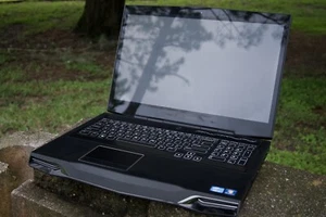 Alienware M17X R4 laptop I7-3820QM  32GB RAM 512GB SSD NVIDIA 680M - Picture 1 of 9