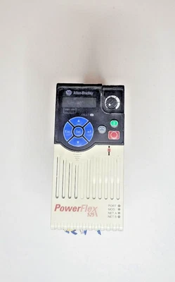 Unidad de CA Allen Bradley 25B-D2P3N104 PowerFlex 525 1 HP 25BD2P3N104 Foto 1 de 4