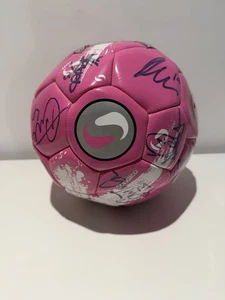 Fútbol Sondico Rosa Talla 5 - Balón Autógrafo Multi Firmado - Firmas Misteriosas  - Imagen 1 de 24