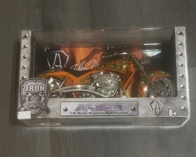 Iron Legends Arlen Ness 1/6 Scale Custom Motorcycles Orange/Green 99202 - Image 1 of 4