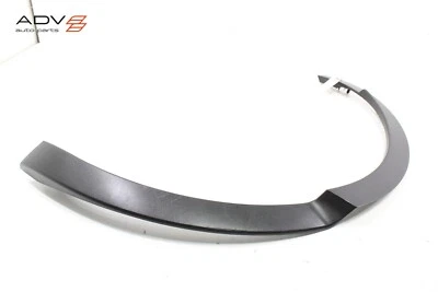 Jaguar E-Pace 2018-2020 cuarto de paso de rueda lado derecho moldura acampanada OEM Foto 1 de 4