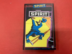 Will Eisner‘s Spirit Archive The Spirit Vol 8 January 2 to June 25, 1944 - Picture 1 of 3