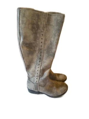 Botas de marea talladas con volantes talla 8,5 M Giles gris topo imitación cuero vaquero envejecido Foto 1 de 4