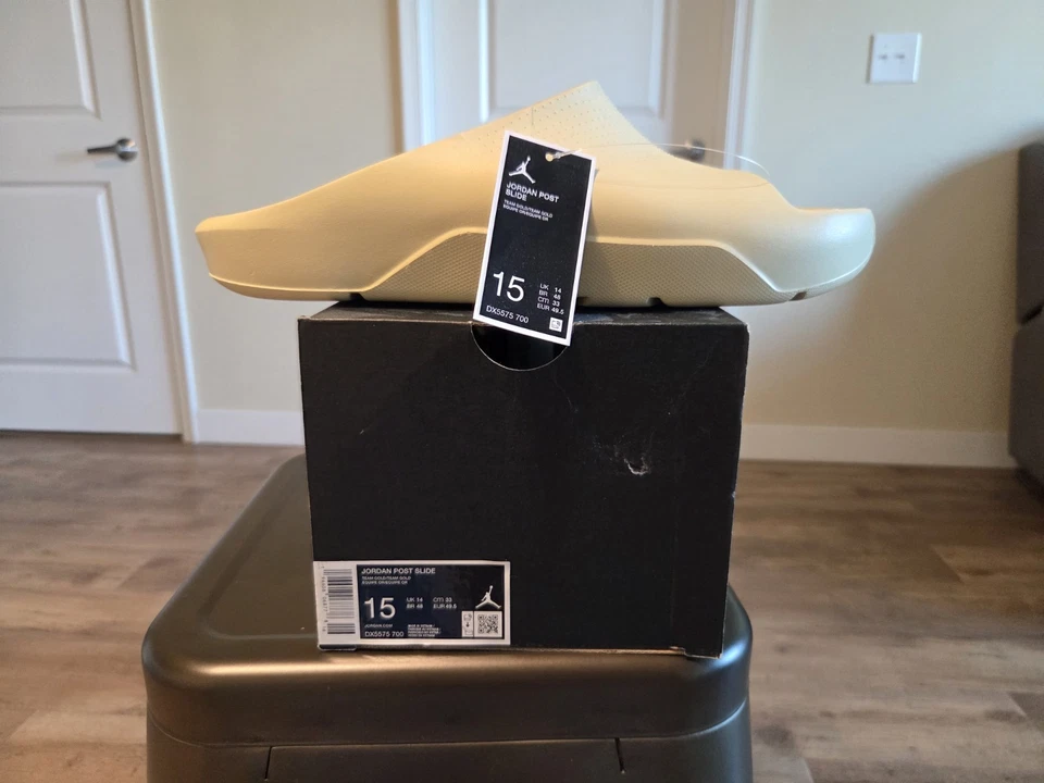 Sandalias Nike Air Jordan Post Slide Team Gold para hombre (DX5575 700) talla 15 Foto 1 de 4