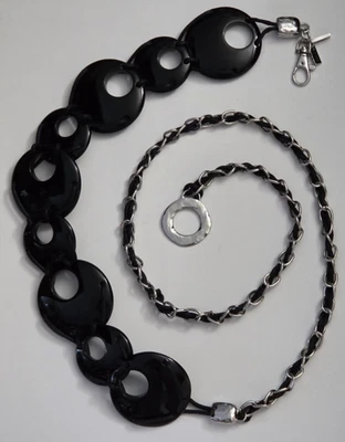 Cinturón Chico’s Negro Acrílico Eslabón Circular Cadena Plateada Boho RN#79984 Talla 22–51" Foto 1 de 4