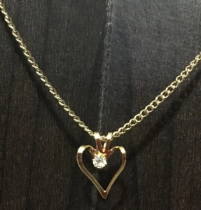 Halskette mit Cut Out Herz und Zirkonia - Bild 1 von 2