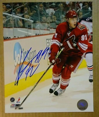 Autographed KYLE TURRIS Signed Phoenix Arizona Coyotes 8x10 Photo File  - Image 1 of 4