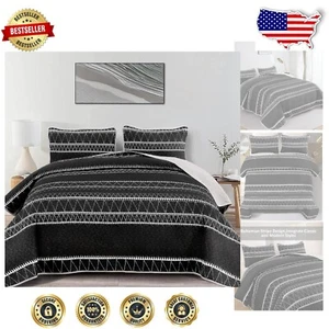 Modern Black Striped King Quilt Set with Pillowcases – Stylish Summer Bedding - Picture 1 of 10
