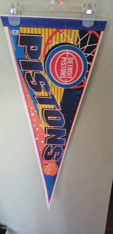 DETROIT PISTONS BASKETBALL RETRO NBA FELT PENNANT 7/8/22 Cover