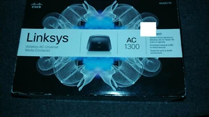 Linksys AC 1300 Media Converter WUMC710 Wired to Wireless 4 Port Gigabit NEW - Picture 1 of 3