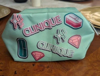 Clinique Regalo Con Compra Bolsa Verde Nueva 2024 Foto 1 de 4
