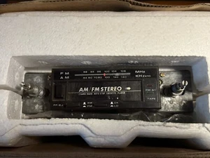 Champion Car Stereo CS 880 AM-FM Tape Deck Afinación Manual Automóvil Coche - Imagen 1 de 11
