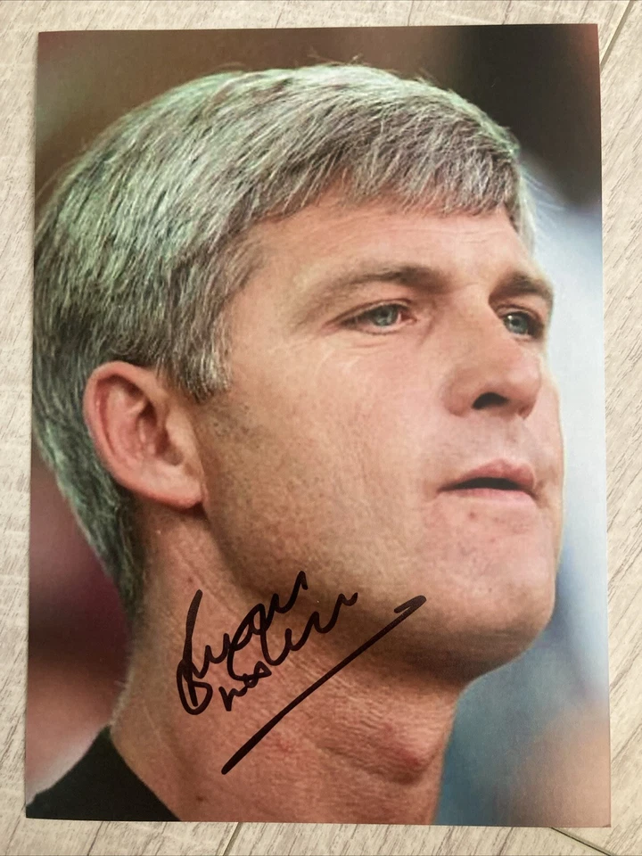 Brian Little Aston Villa Hand Signed 7x5 photo Autograph - Image 1 of 1