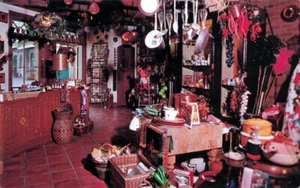 Walt Disney New Orleans Le Gourmet Shop Square Vintage Postcard REPRODUCTION Art - Picture 1 of 2