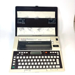 Vintage Sears 300 Electronic Typewriter Model 268.53900 + Cover for PARTS REPAIR - Picture 1 of 11