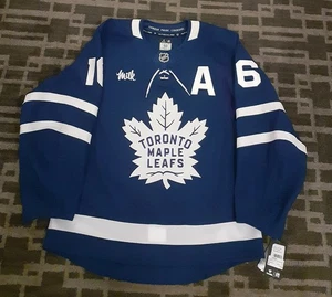 TORONTO MAPLE LEAFS MITCH MARNER #16 BLUE FANATICS AUTHENTIC PRO MIC JERSEY BNWT - Picture 1 of 4