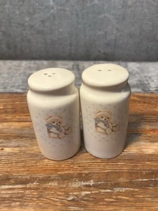 Teinshan Theodore Country Teddy Bear Vintage (Rare) Salt & Pepper Shakers - Picture 1 of 3