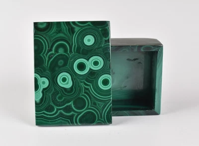 Malachite Jewelry Box Handmade in Congo  6.5 cm   # 21379 - Image 1 of 4