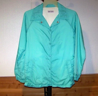 JAQUETA CORTA-VENTO FEMININA VINTAGE (ANOS 90) TURQUESA (TAMANHO MÉDIO) - Imagem 1 de 4