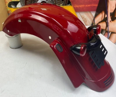 Guardabarros trasero genuino 09-23 Harley Touring rojo billar OEM Foto 1 de 4