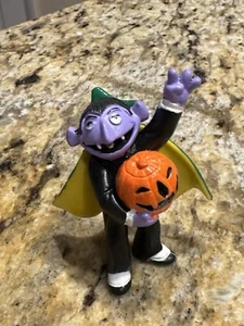 VINTAGE Halloween MUPPETS SESAME STREET FIGURE Von COUNT PUMPKIN JOL Toy - Picture 1 of 9