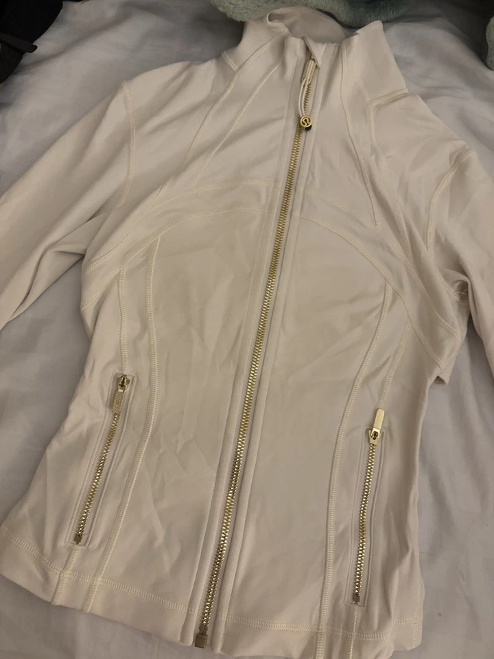 Chaqueta Lululemon Define, Marfil Claro, Talla 0, Nueva y Sin Manchas Foto 1 de 1