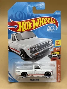 2018 Hot Wheels #204/365 HW Hot Trucks 1/10 Mazda Repu White - Picture 1 of 6