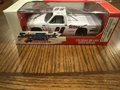 Super Truck Nascar Racing Champions 1995 # 08. Mike Bliss -- escala 1/24 Foto 1 de 4