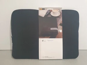 Case Logic Reflect Hülle für 14" Laptop 3203947 Black - Es ist mit Werbung - Bild 1 von 12