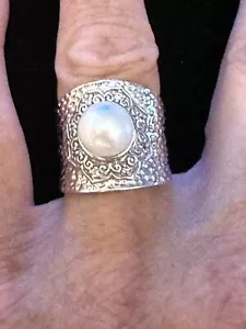 JTV Freshwater Pearl with Zircon Rhodium Over Sterling Silver Hammered Wide Ring - Picture 1 of 7