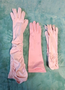 3 Pairs Vintage Pink Evening Gloves - Picture 1 of 14