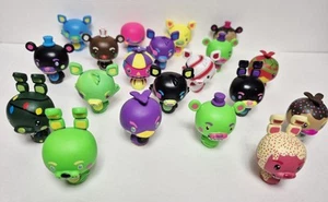 Lote de 20 figuras misteriosas Five Nights At Freddy’s Fnaf Funko tamaño pinta minis - Imagen 1 de 18