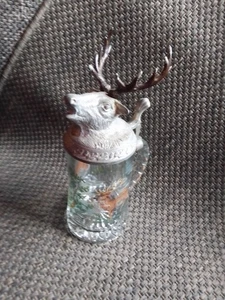 Dekorativer Glas Bierkrug mit Jagdmotiv und Zinndeckel - Hirschkopfgeweih - Bild 1 von 17