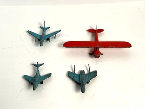 Vintage Midgetoy Jet Planes USAF/NAVY & Hubley Airplane #433 Cast Metal Set of 4 - Picture 1 of 4