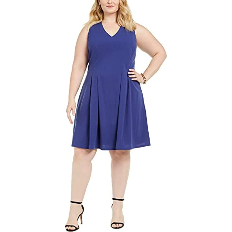 Precio de venta sugerido por el fabricante $69 Vestido Teeze Me para mujer Plus plisado cuello en V para usar para trabajar talla 22W Foto 1 de 1