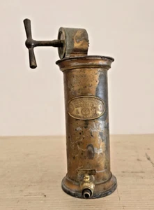 Dr. Maurice Eguiser Strumento Medico Ginecologico in Stagno e Ottone del XIX Sec - Imagen 1 de 5