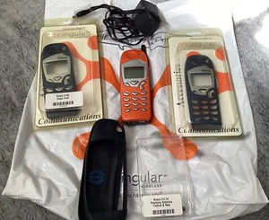 Nokia 5165 with accessories charger, face, leather case - Photo 1 sur 8