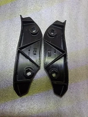 Refuerzos de parachoques exteriores Pontiac G8 Foto 1 de 3