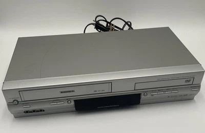 Toshiba SD-V394SU DVD/VCR Cassette Recorder Combo DVD NOT WORKING - Image 1 of 4