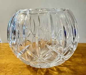 Kristall Rose Schale Vase 6-1/4" hoch x 8" Durchmesser Waterford? - Bild 1 von 4