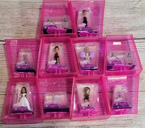 Special Edition MGA MiniVerse KYLIE x BRATZ Jenner Mini Doll Fashion Collection - Picture 1 of 6