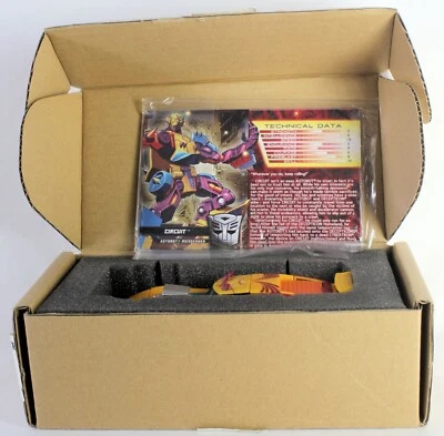 Transformers TFCC Collector's Club 2013 Exclusive Timelines Autobot Circuit NRFB - Image 1 of 4