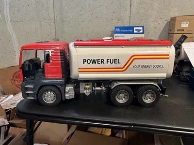 Bruder Power Fuel Tank MAN Truck - Image 1 of 4