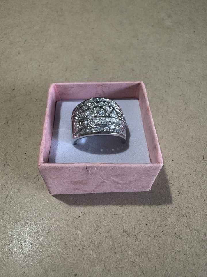 Anello Fascia Spessa Argento 925 E Zirconi Bianchi Brillanti 8GR 17MM - Immagine 1 di 3