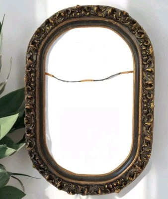 Antiguo marco de madera ornamentado dorado ovalado sin vidrio Foto 1 de 4