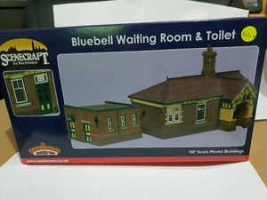 Bachmann Scenecraft 44-090G Bluebell Waiting Room & Toilet Southern Livery - Picture 1 of 3