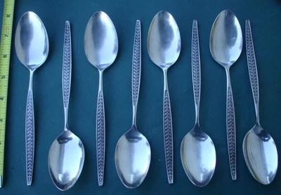 UNF217 WHEAT 8 Oval Soup Spoons Black Accent Stainless Steel Japan 7 3/4" - Image 1 of 3